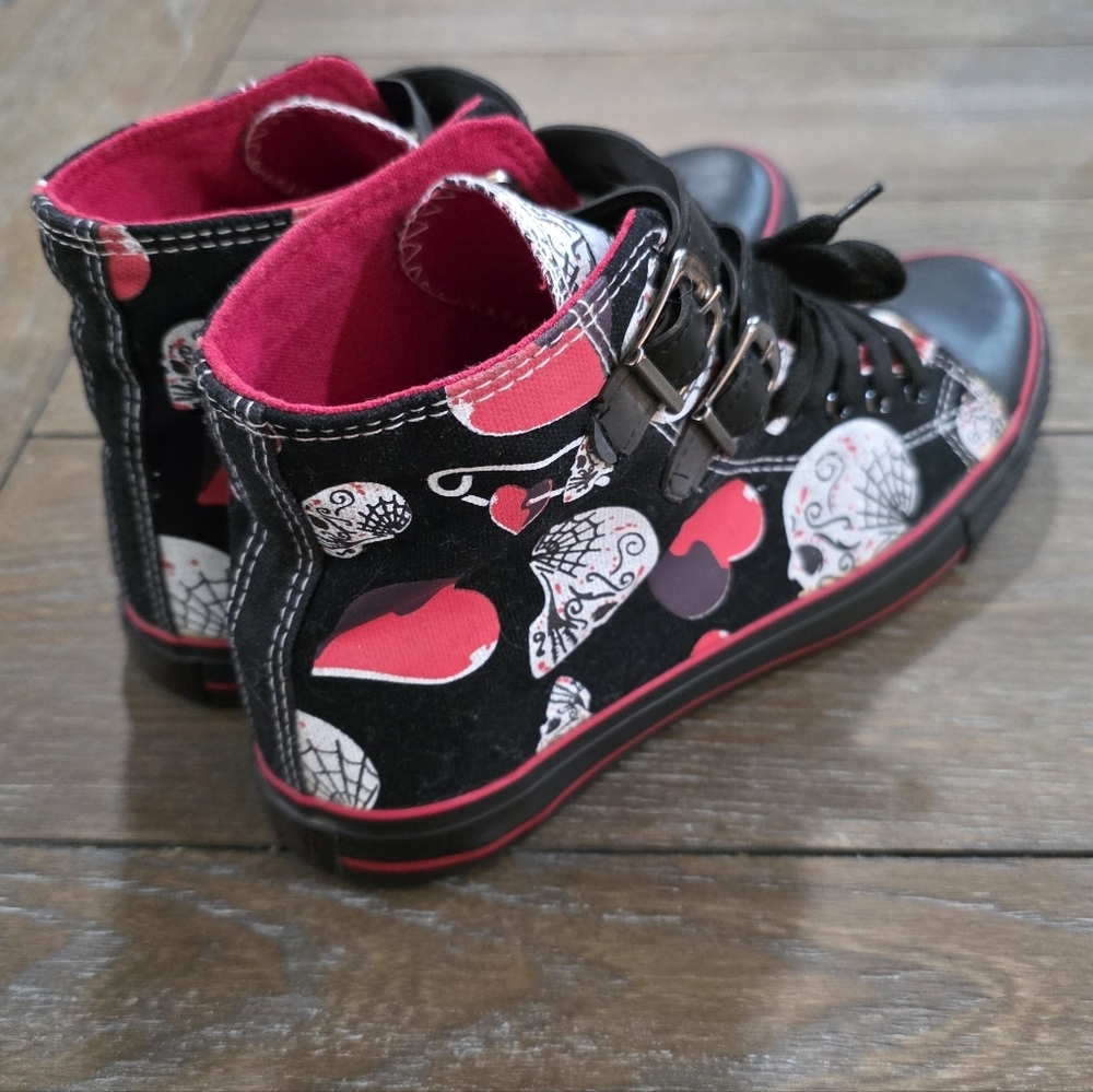 Iron Fist High-Top Sneakers, Women's Size 8
